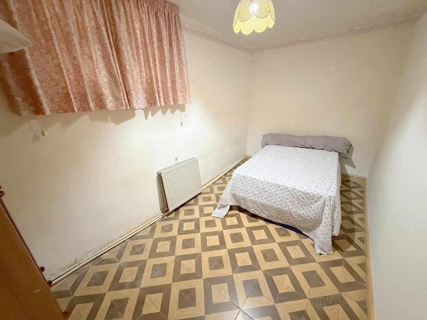 Dormitori de Pis en venda en Estella / Lizarra amb Calefacció, Parquet i Traster