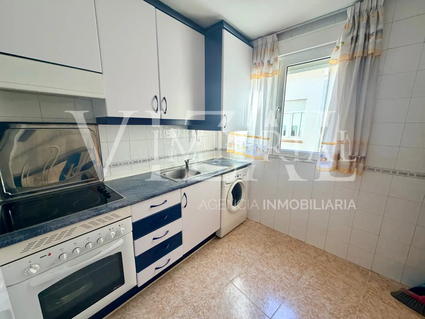 Kitchen of Flat for sale in Illescas  with Air Conditioner, Heating and Terrace