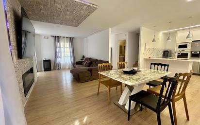 Living room of Single-family semi-detached for sale in Alhaurín de la Torre  with Air Conditioner, Terrace and Balcony