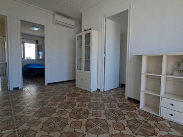 Apartament amb balcó en venda a Calle ELDA