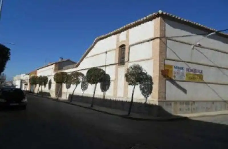 Gewerbefläche zum Verkauf in Calle Cristo 63