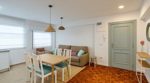 Foto 3 de Piso de alquiler en Calle José Hierro, Cuatro Caminos, Santander