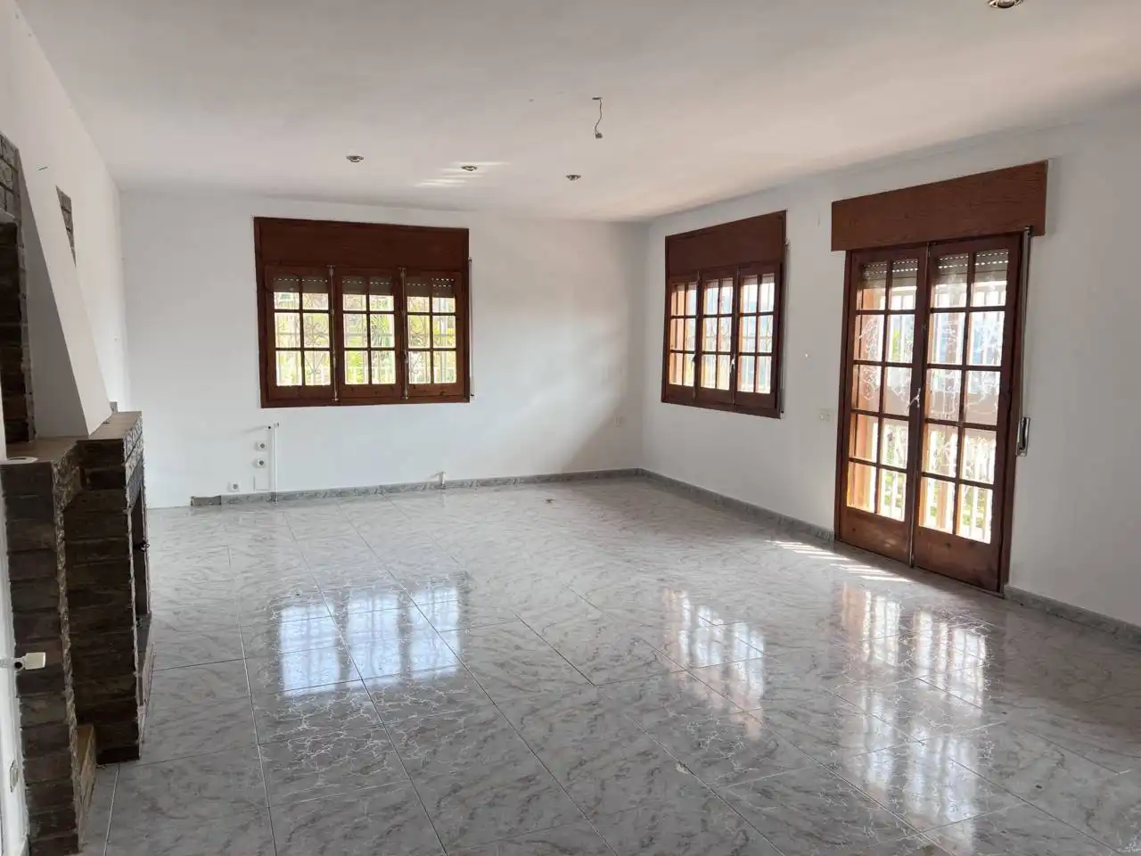 Sala d'estar de Casa o xalet en venda en Vilanova del Vallès amb Jardí privat, Terrassa i Balcó