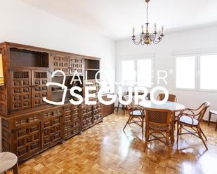 Dining room of Flat to rent in  Madrid Capital  with Air Conditioner, Heating and Terrace