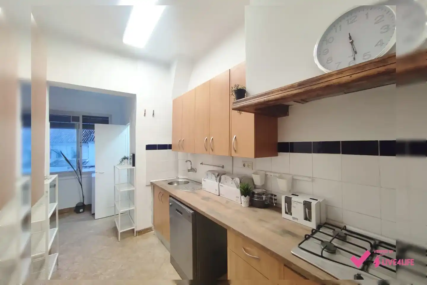Kitchen of Ground floor for share in Granada  with Heating, Terrace and Storage room