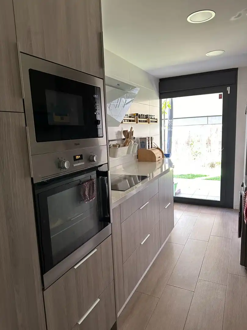 Cocina de Planta baja en venta en Córdoba con Aire acondicionado, Calefacción y Jardín privado