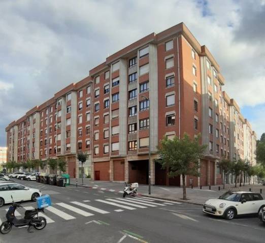 Garaje en Venta en Sarrikoalde Plaza en Ibarrekolanda