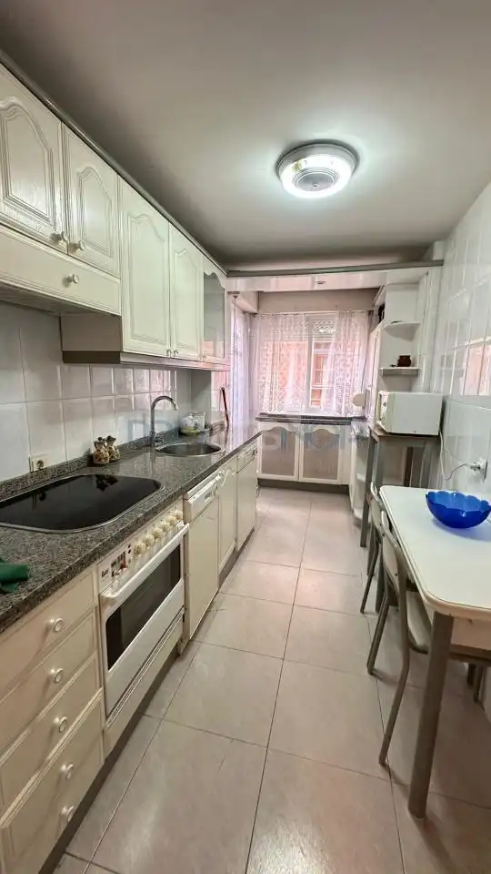Piso de alquiler en Azorin, Trobajo del Camino