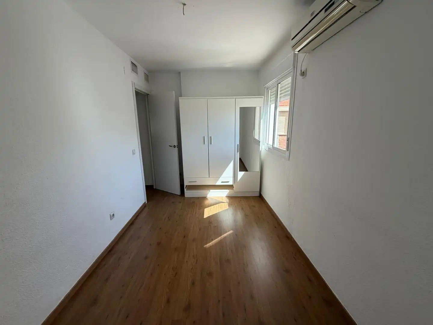 Flat with lift to rent in Calle RICO CEJUDO, imagen 5