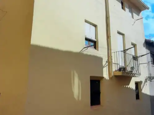 Appartamento in vendita a Carrer de la Caritat 1