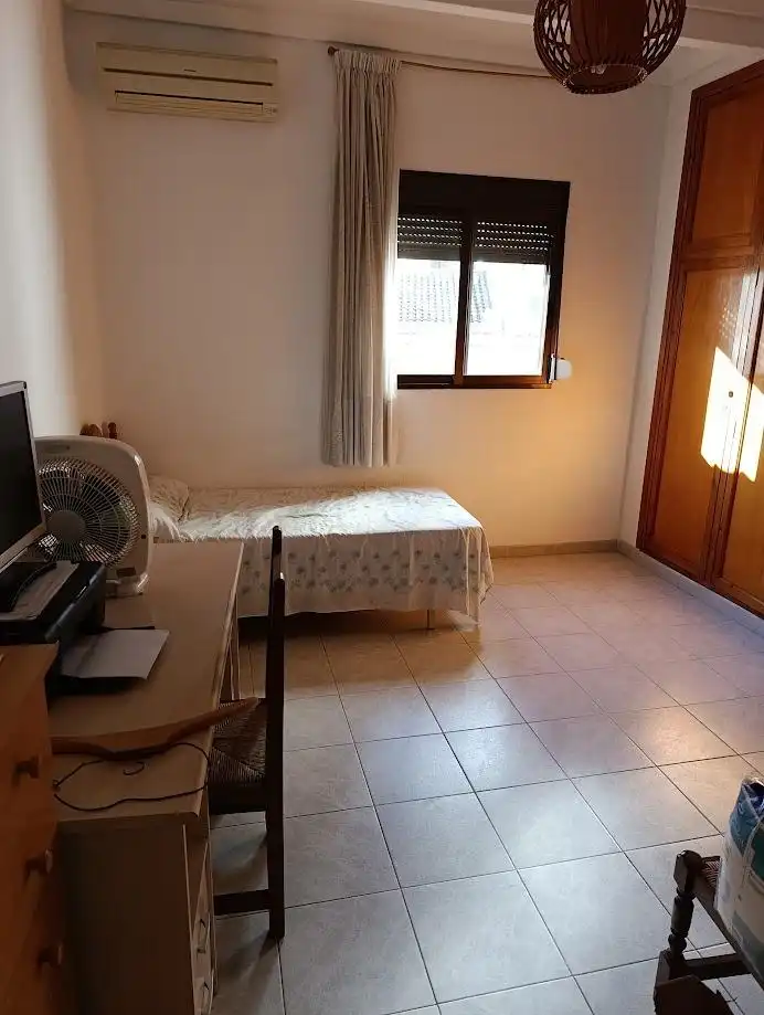 Habitación de Piso en venta en Mislata con Terraza, Trastero y Balcón