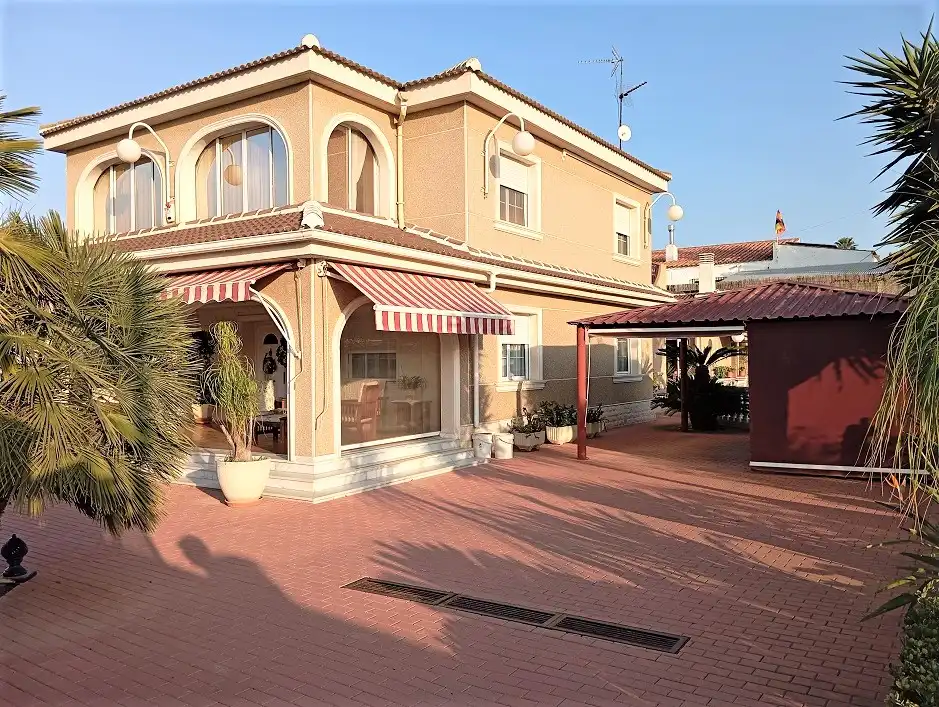 Xalet amb terrassa en venda a San Fulgencio