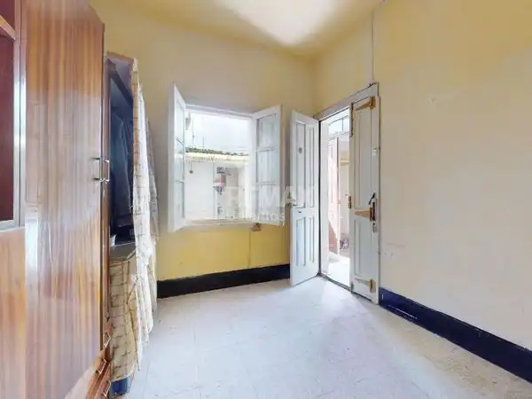 Dormitori de Casa o xalet en venda en Centro Urbano