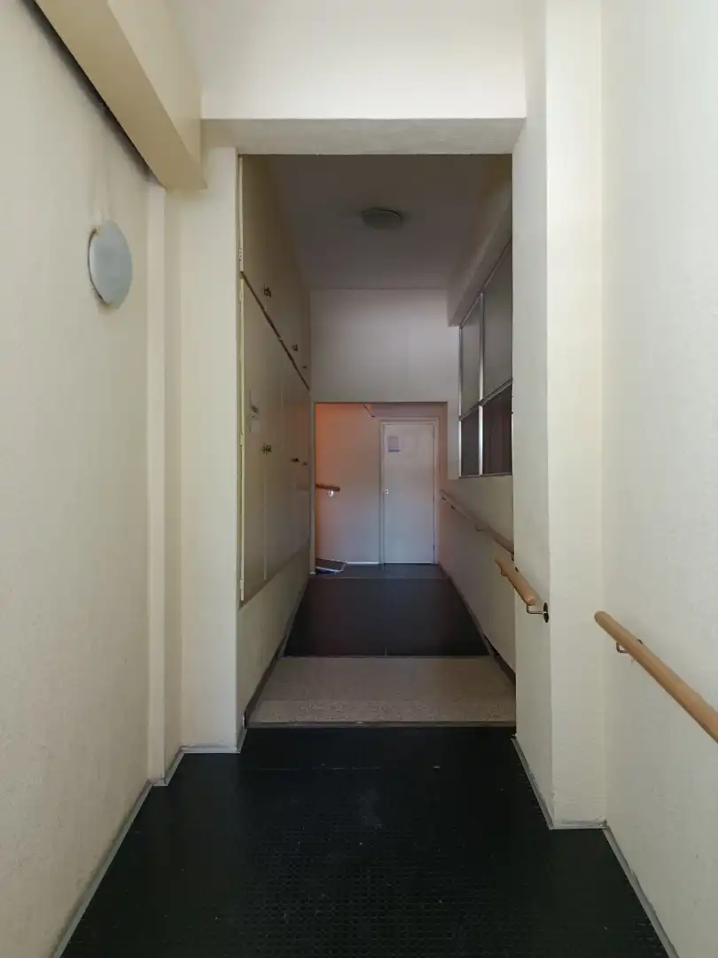 Wohnung zum Verkauf in Girona mit Heizung, Terrasse und Balkon