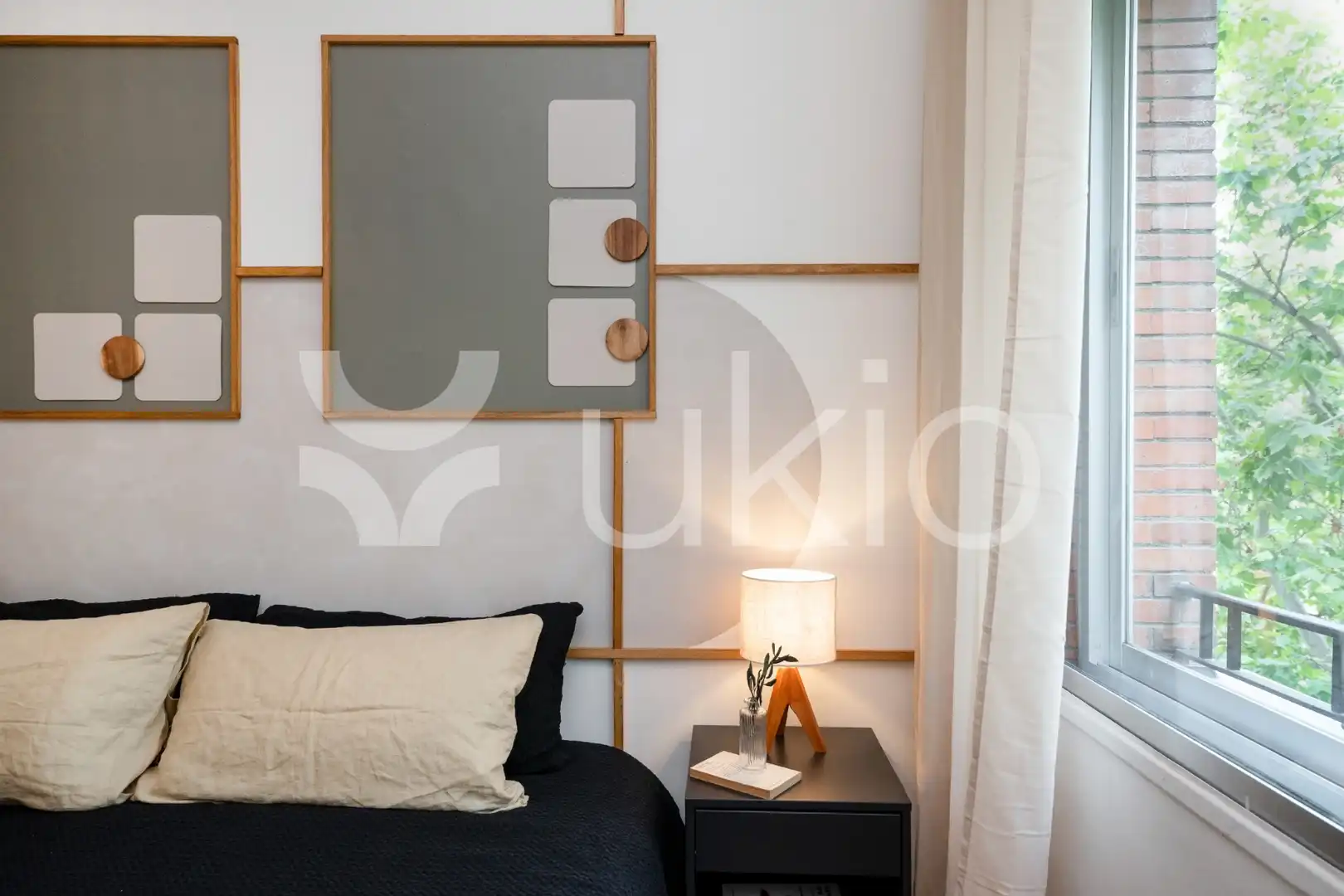 Habitación de Apartamento de alquiler en Madrid con Aire acondicionado, Calefacción y Amueblado