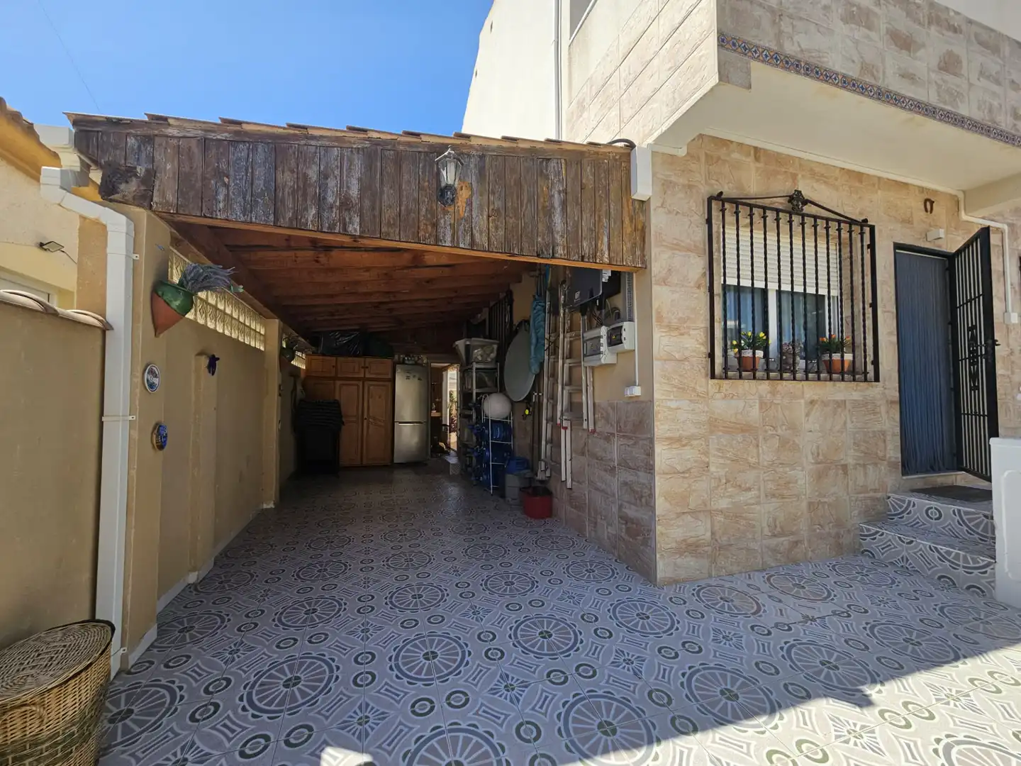 Vista exterior de Casa o chalet en venta en Torrevieja con Aire acondicionado, Jardín privado y Terraza