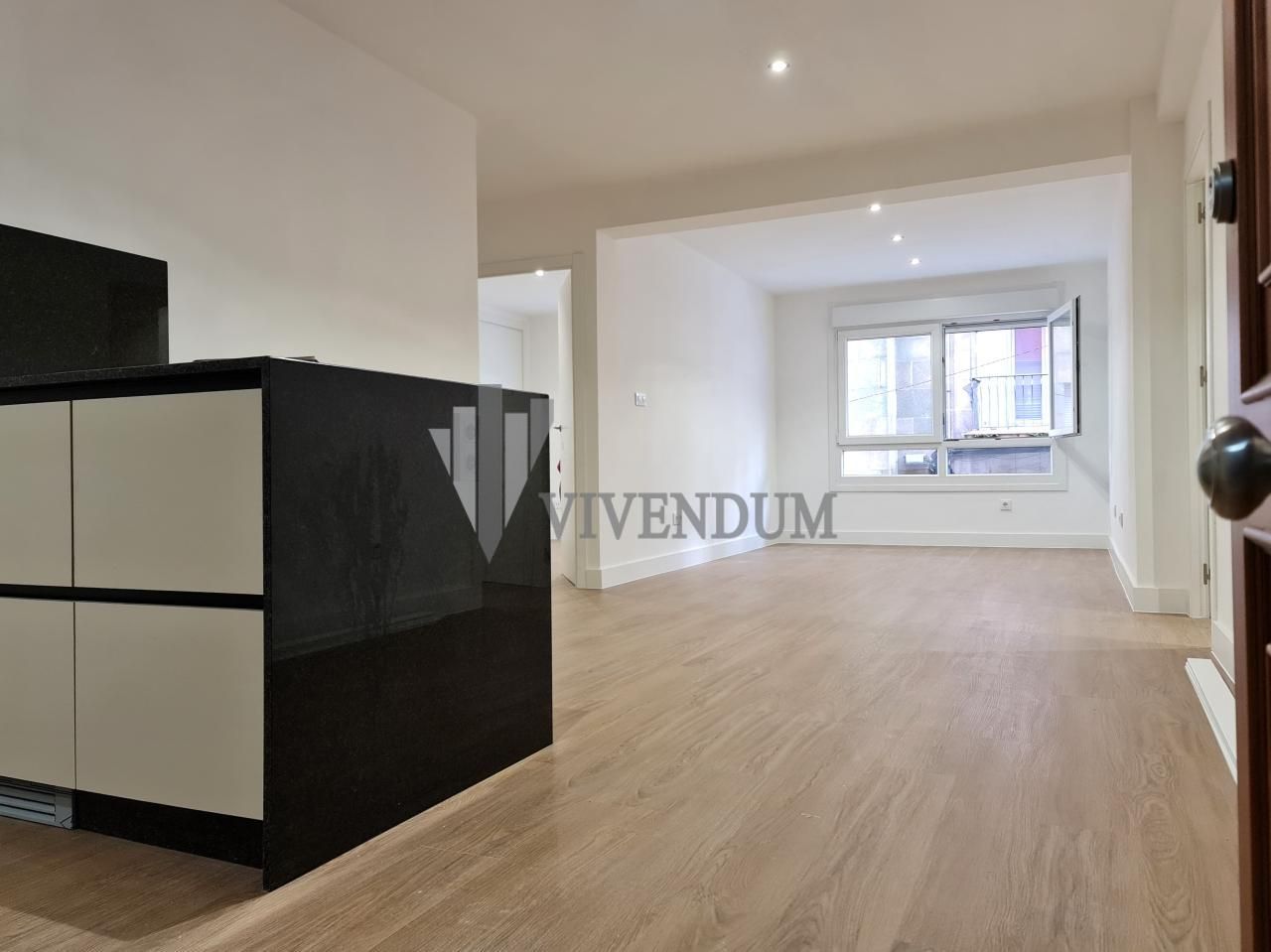 Sala d'estar de Apartament en venda en Vigo 