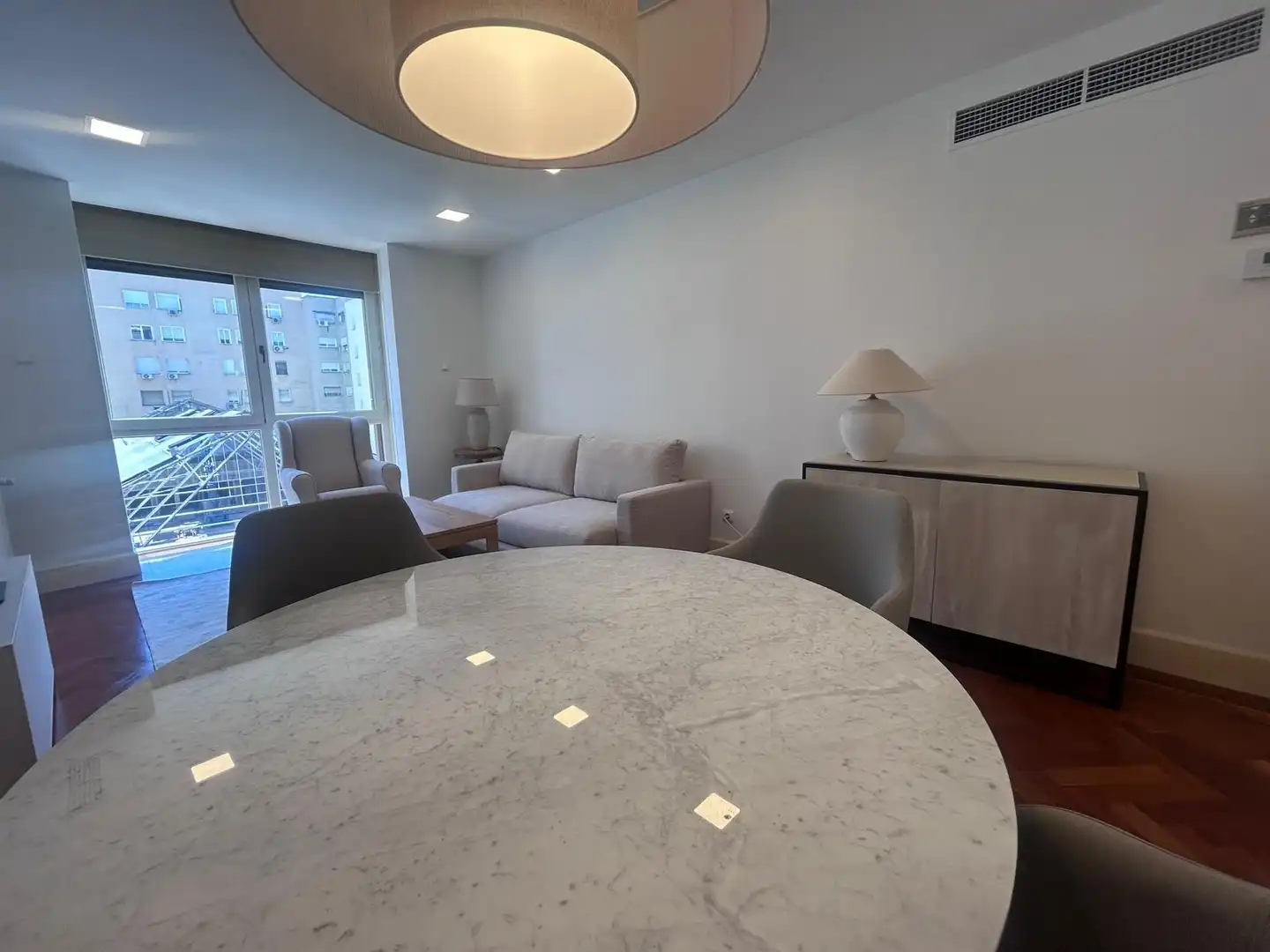Sala de estar de Piso de alquiler en Madrid con Aire acondicionado, Calefacción y Parquet