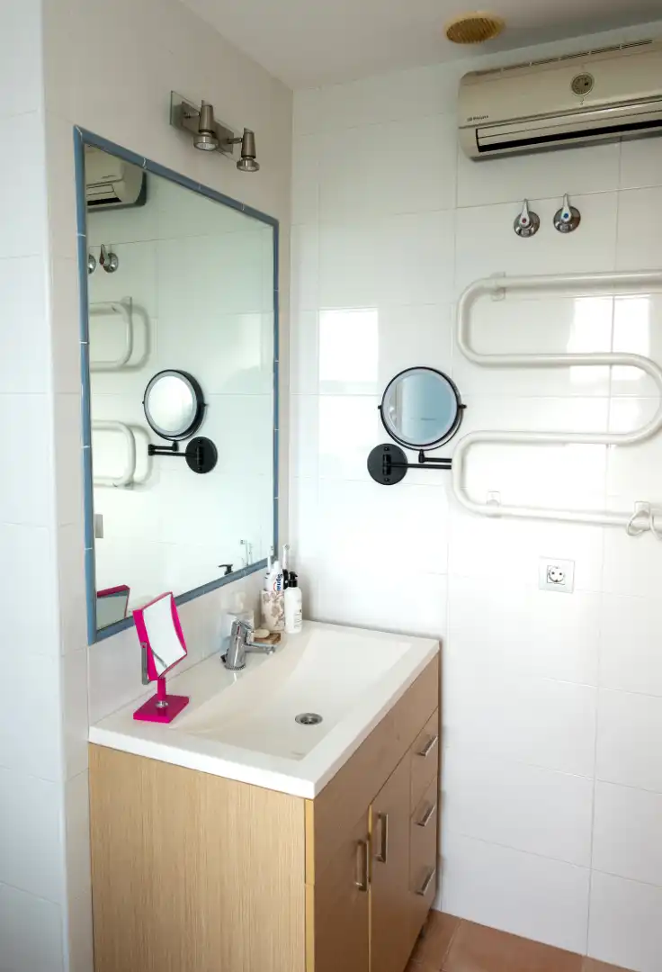 Bathroom of Attic for sale in Cartagena  with Air Conditioner, Heating and Parquet flooring