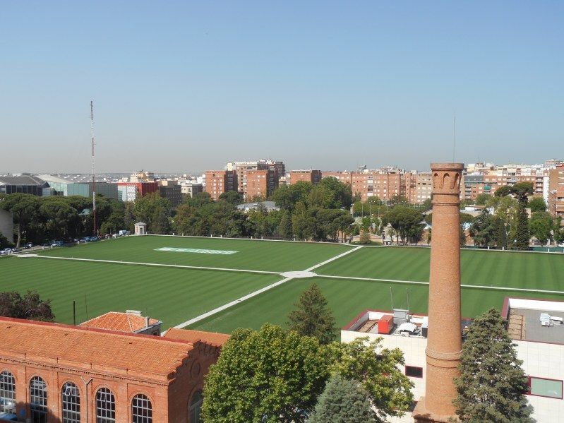 Vista exterior de Dúplex de alquiler en  Madrid Capital con Aire acondicionado, Calefacción y Terraza