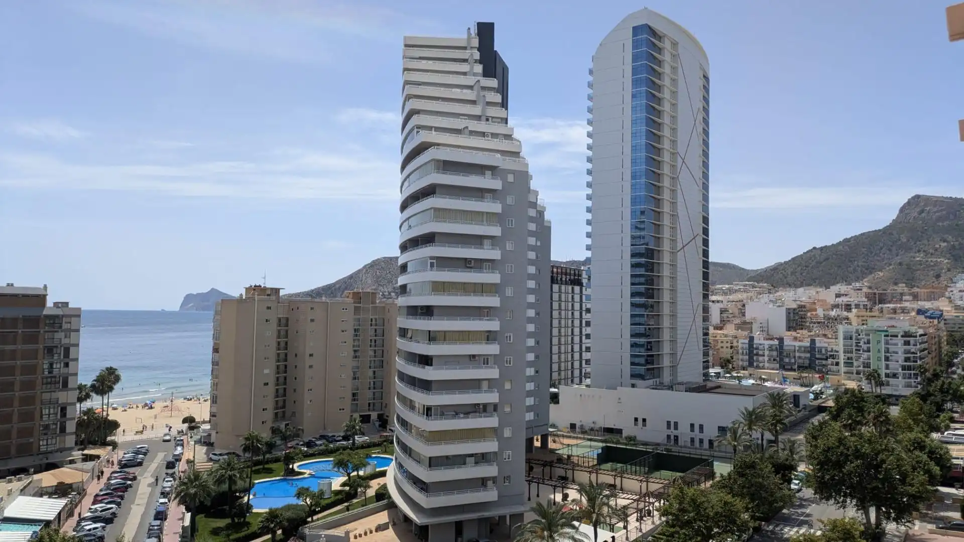 Apartment with pool for sale in Playa Arenal - Bol
