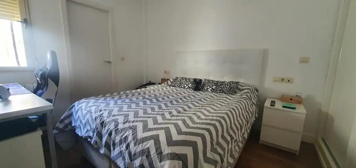 Habitación de Ático en venta en Hellín con Aire acondicionado, Jardín privado y Terraza