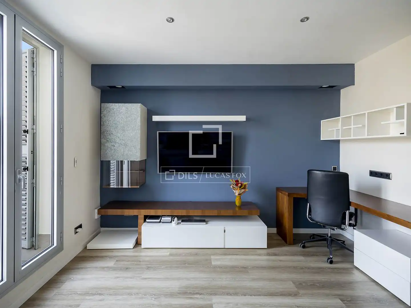 Wohnzimmer von Dachboden zum Verkauf in Barcelona mit Heizung, Terrasse und Möbliert