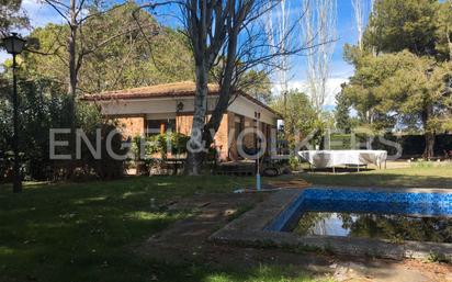 Exterior view of House or chalet for sale in  Lleida Capital  with Swimming Pool