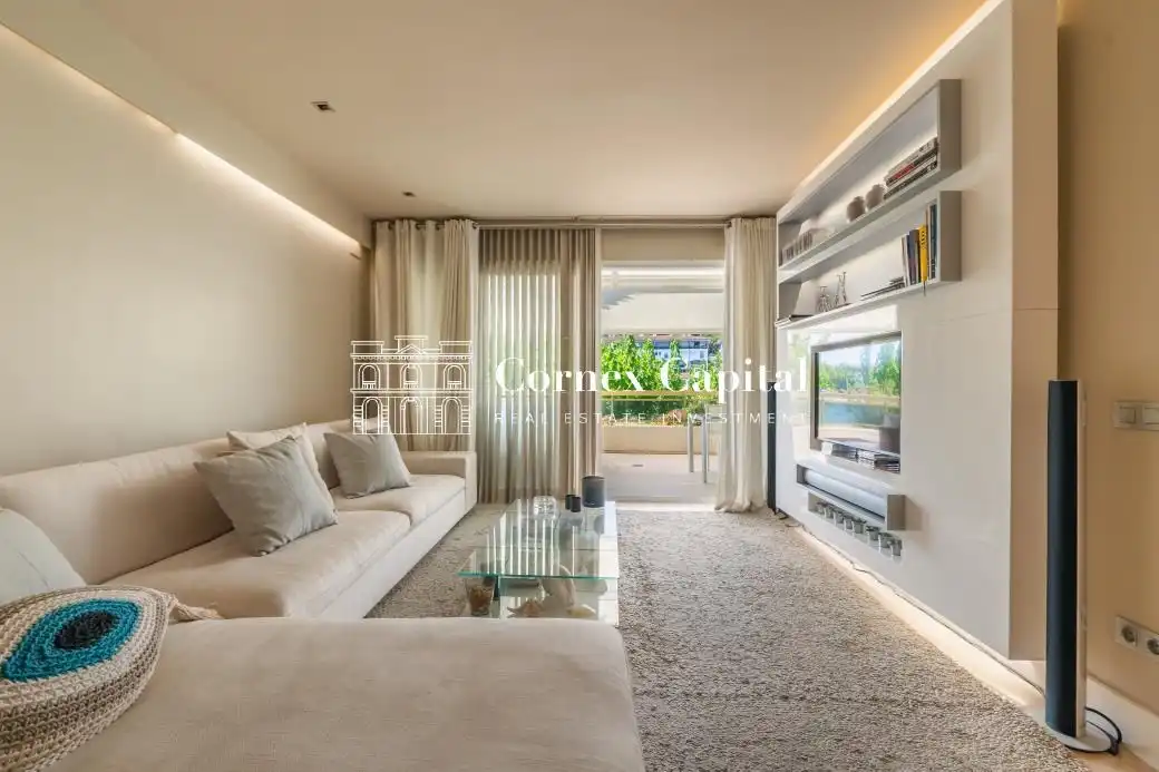 Living room of Flat for sale in Castell d'Aro, Platja d'Aro i s'Agaró  with Air Conditioner, Heating and Private garden