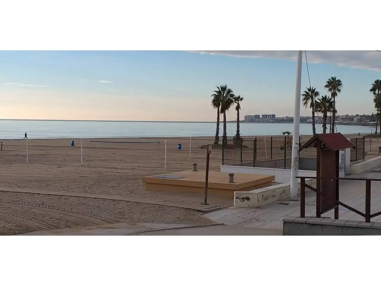 Vista exterior de Ático en venta en Torrevieja con Terraza