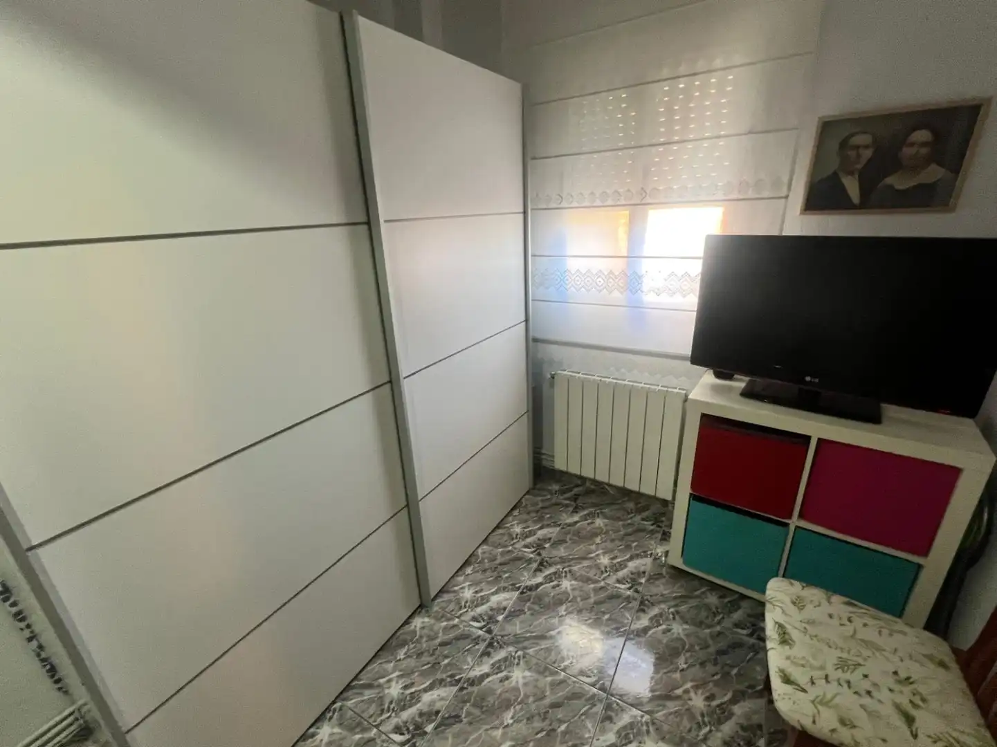 Buildings for sale in Ausona, Trinitat Vella