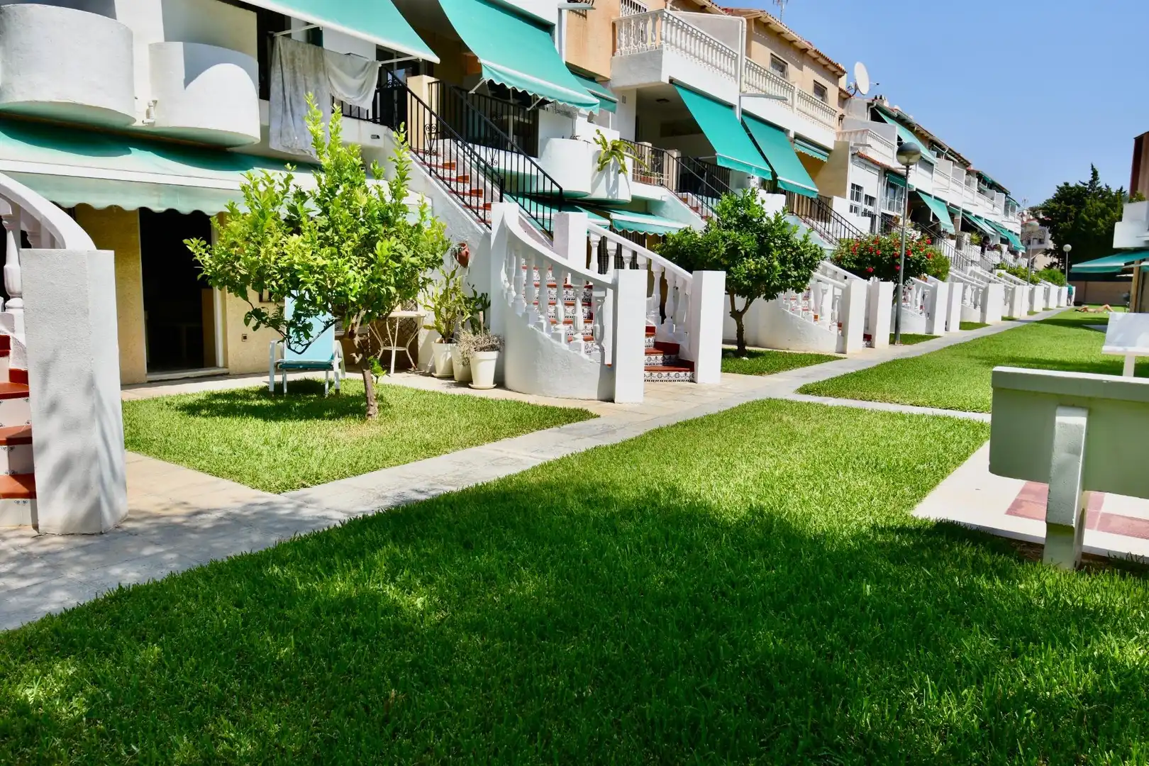 Garten von Erdgeschoss zum Verkauf in El Campello mit Klimaanlage, Privatgarten und Terrasse