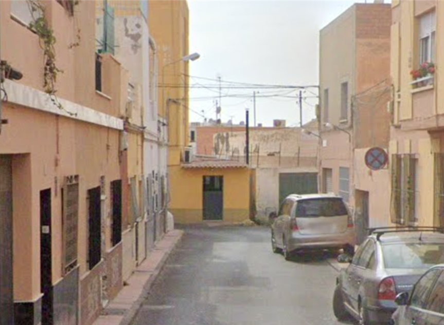 Vista exterior de Casa adosada en venta en  Almería Capital con Terraza