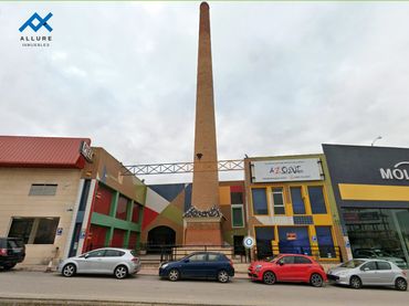 Nau industrial en venda a El Llano