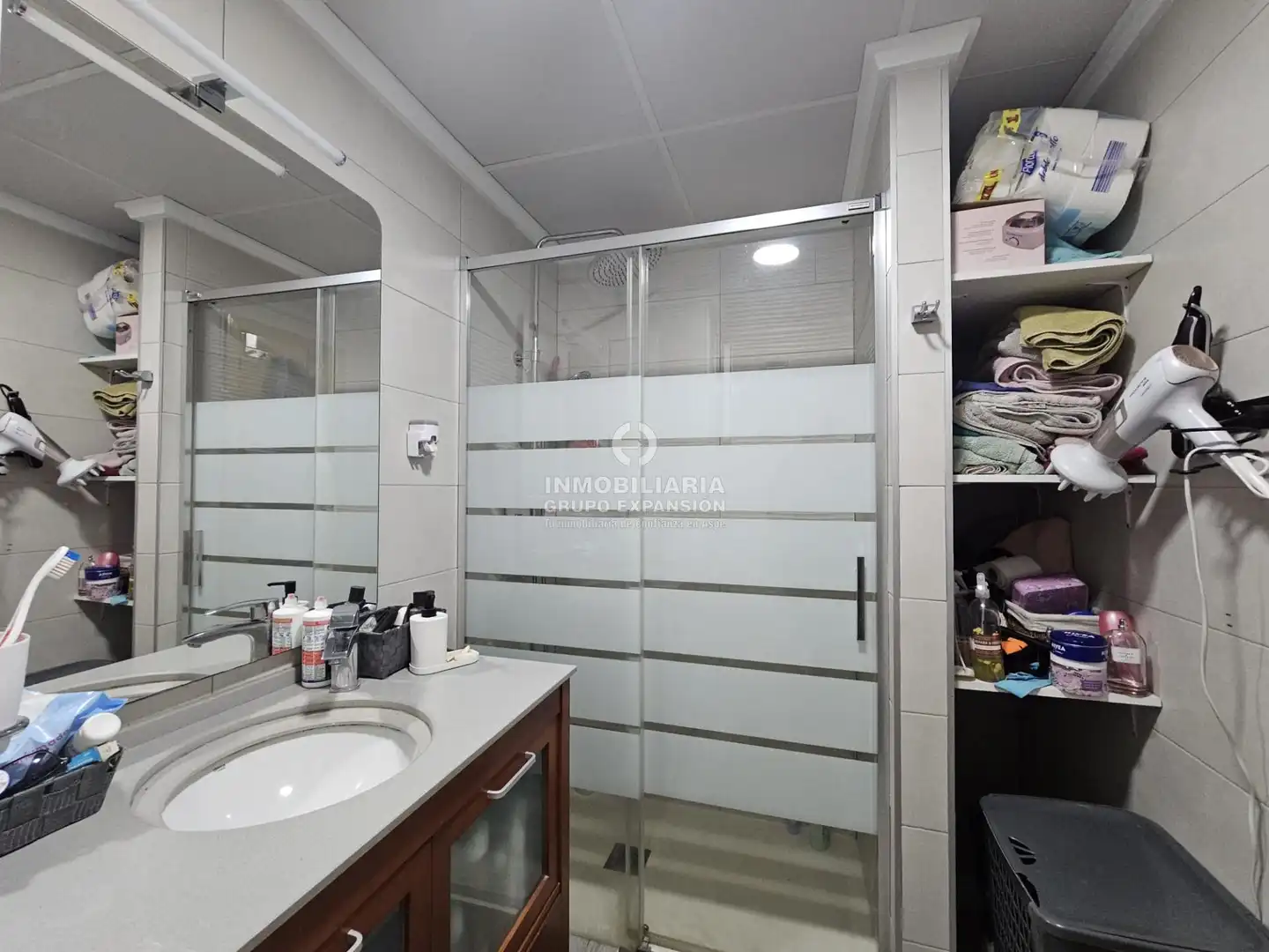 Badezimmer von Wohnung zum Verkauf in Aspe mit Abstellraum, Balkon und Gemeinschaftspool