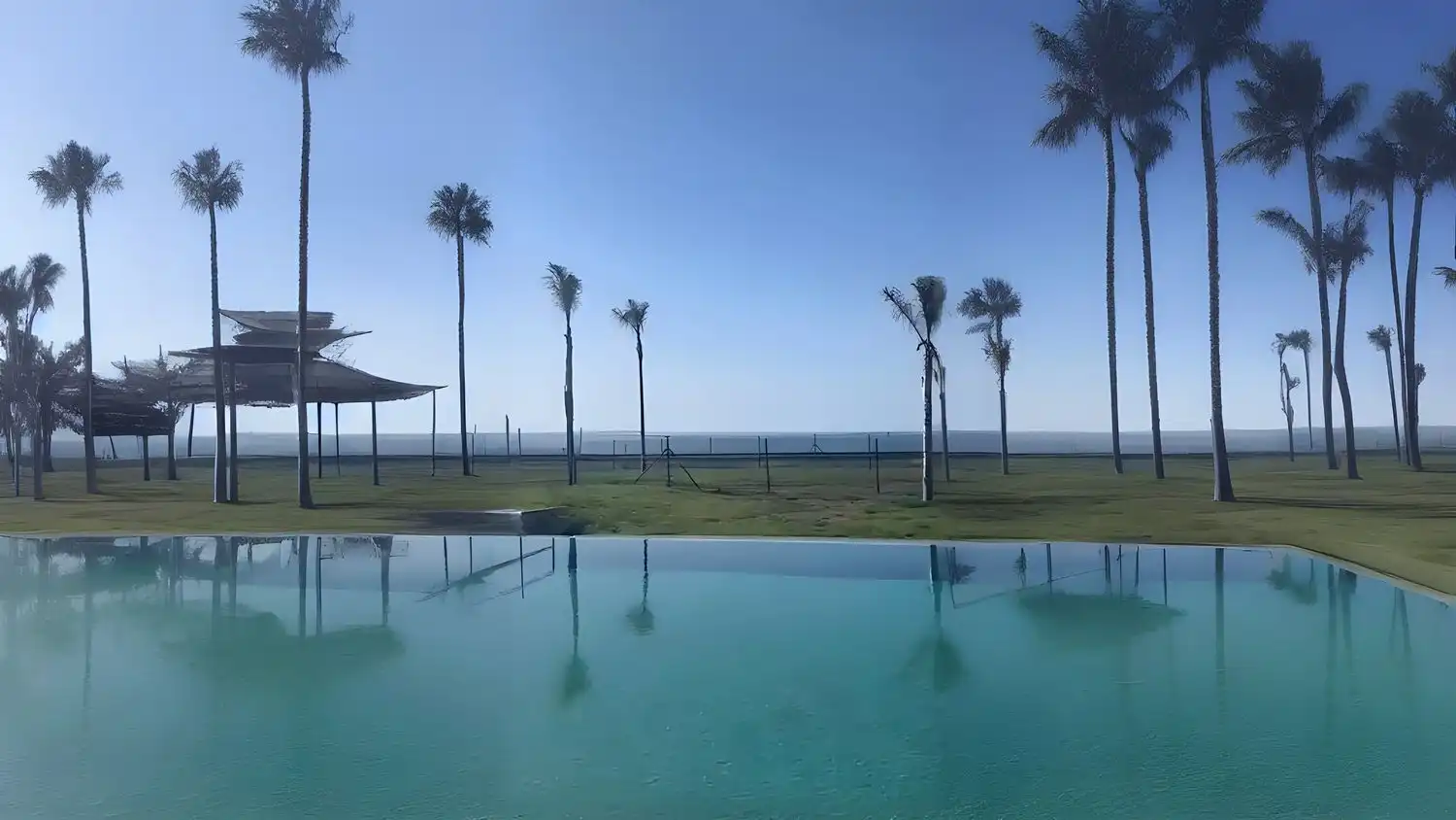 Flat with pool for sale in Almayate