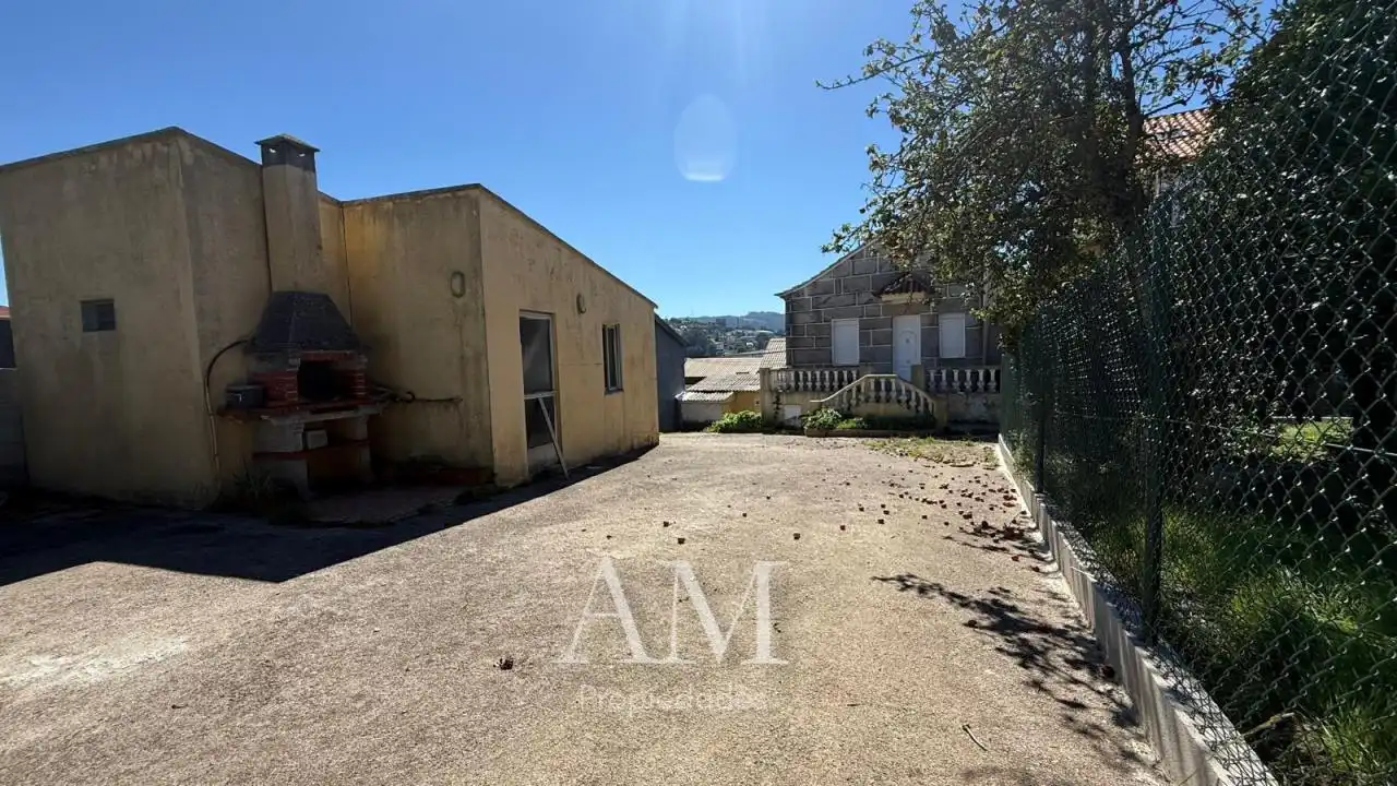 Vista exterior de Casa o chalet en venta en Vigo  con Calefacción, Jardín privado y Terraza