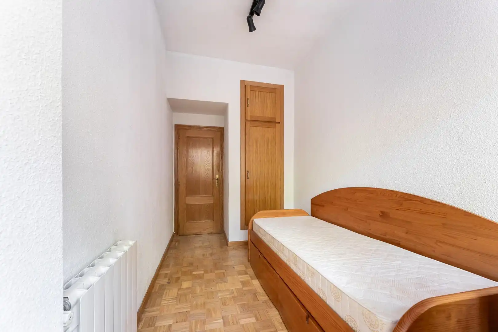Habitación de Piso en venta en Madrid con Calefacción, Parquet y Balcón