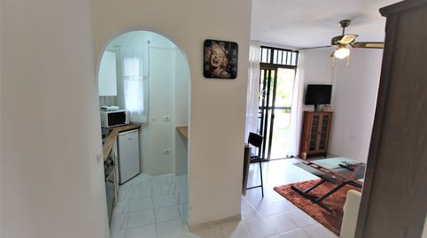 Foto 4 de Piso en venta en Calle Andorra, Los Cristianos, Arona
