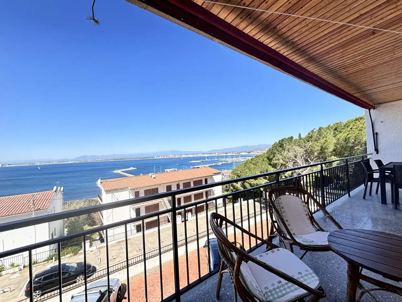 Terrace of Flat for sale in Roses  with Terrace and Furnished