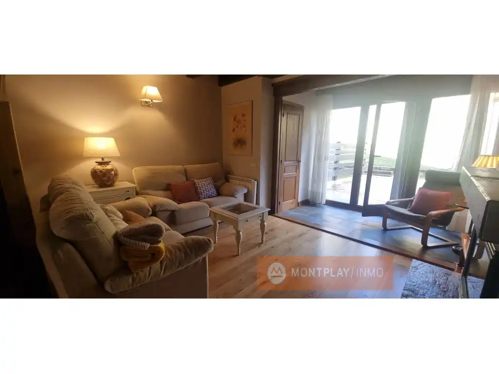Sala de estar de Casa adosada en venta en Naut Aran