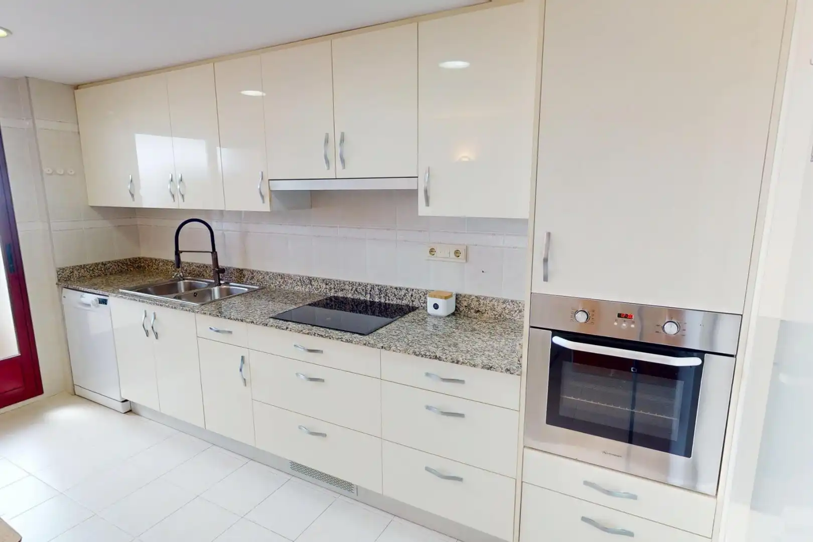 Cocina de Piso de alquiler en Valencia con Aire acondicionado, Parquet y Amueblado