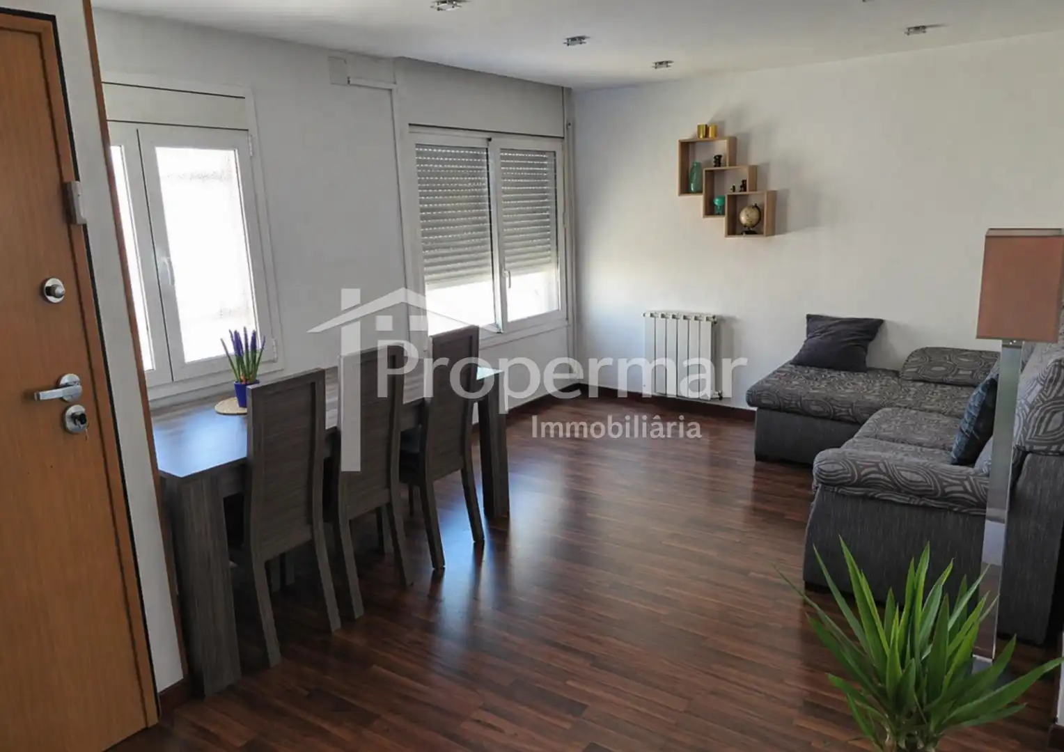 Sala d'estar de Dúplex en venda en Badalona amb Calefacció, Traster i Moblat