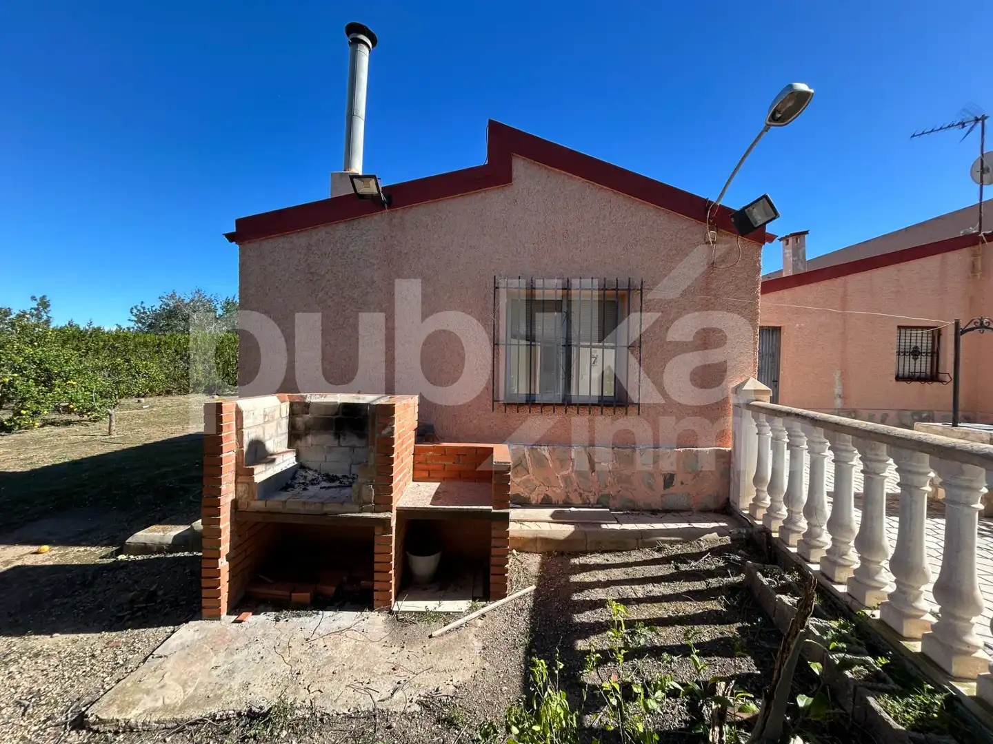 Außenansicht von Country house zum Verkauf in Elche / Elx mit Terrasse, Abstellraum und Schwimmbad