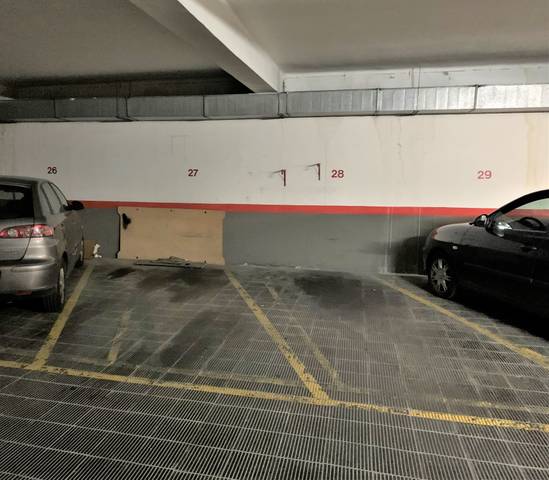 Garaje en Alquiler en Carrer de Sants, 208 en Sants