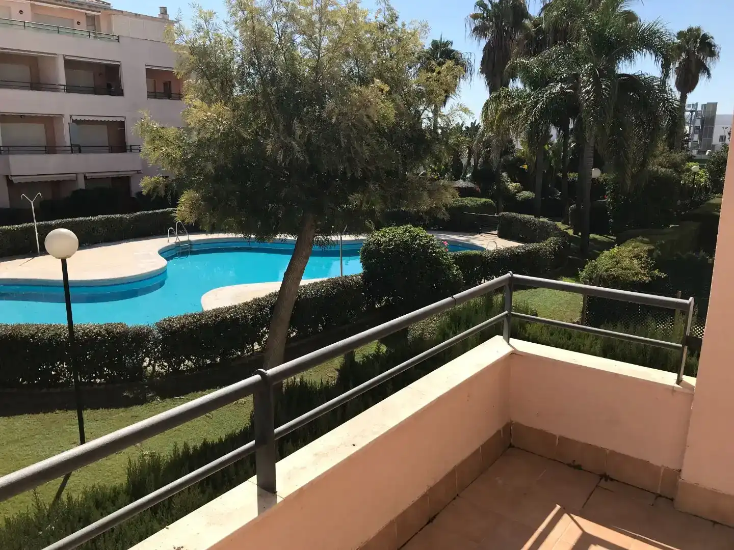 Piscina de Apartament en venda en Rota amb Piscina i Balcó