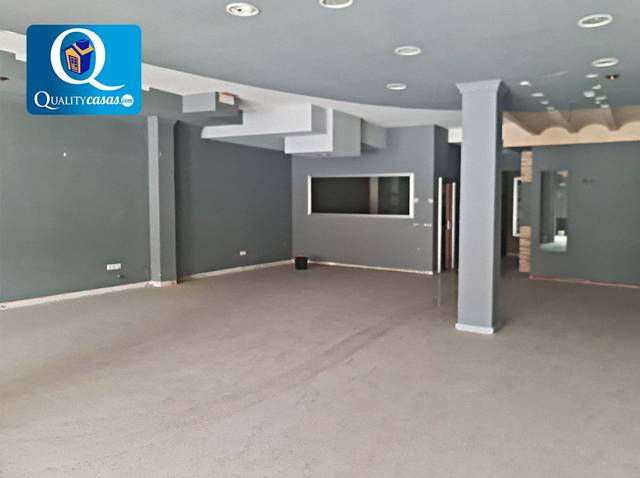 Local comercial en Alquiler en Petrer