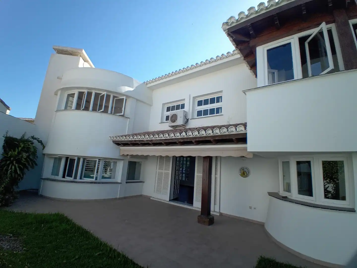 Exterior view of Houses for sale in Fuengirola  with Air Conditioner, Private garden and Terrace