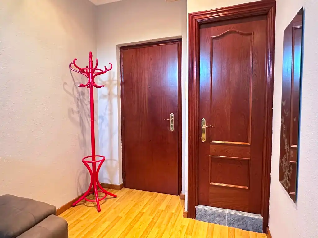 Piso en venta en Gijón  con Parquet, Trastero y Amueblado