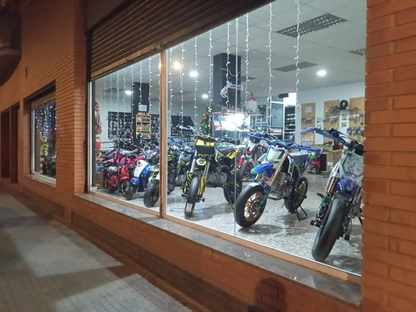 Local comercial en traspàs a Bruguers 5